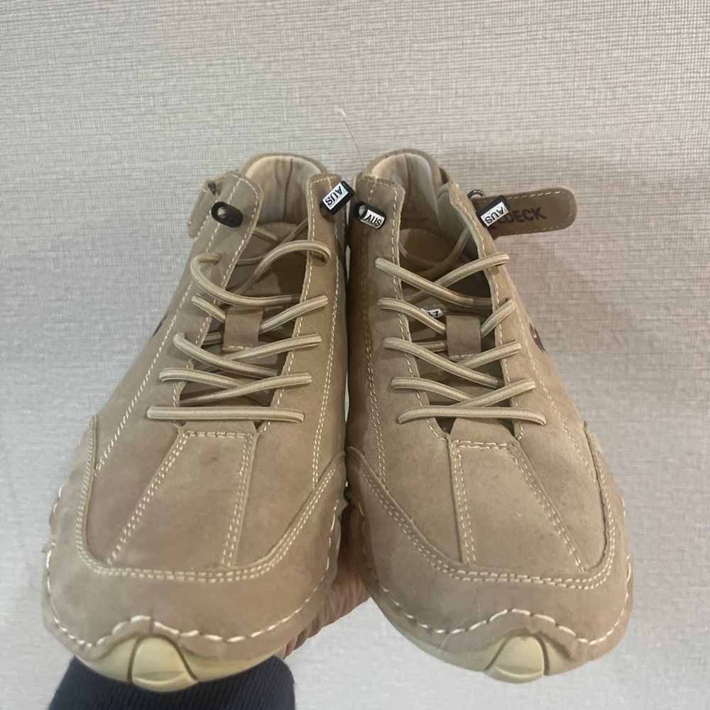 LDECK High Top Womens Size 37 7US Beige Casual Sneakers AUS Logo Minimal Wear - Picture 2 of 11